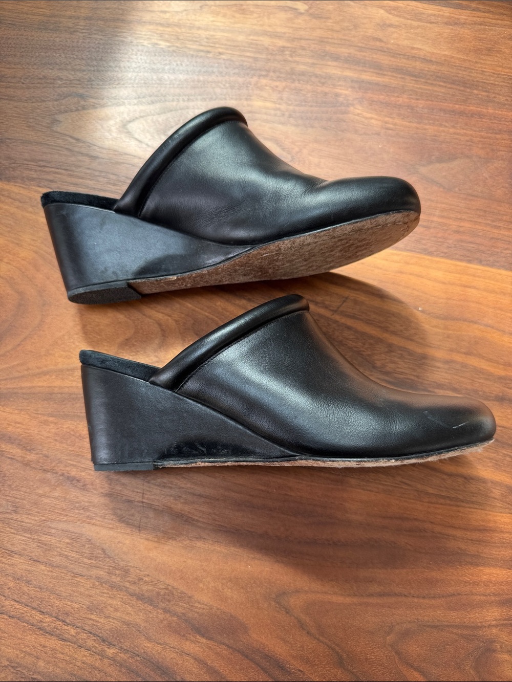Rachel Comey Black Leather Rolled-Trim Slip-On Mules